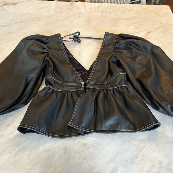 STAUD

Luna V-Neck Peplum Faux-Leather Top - Picture 5 of 8